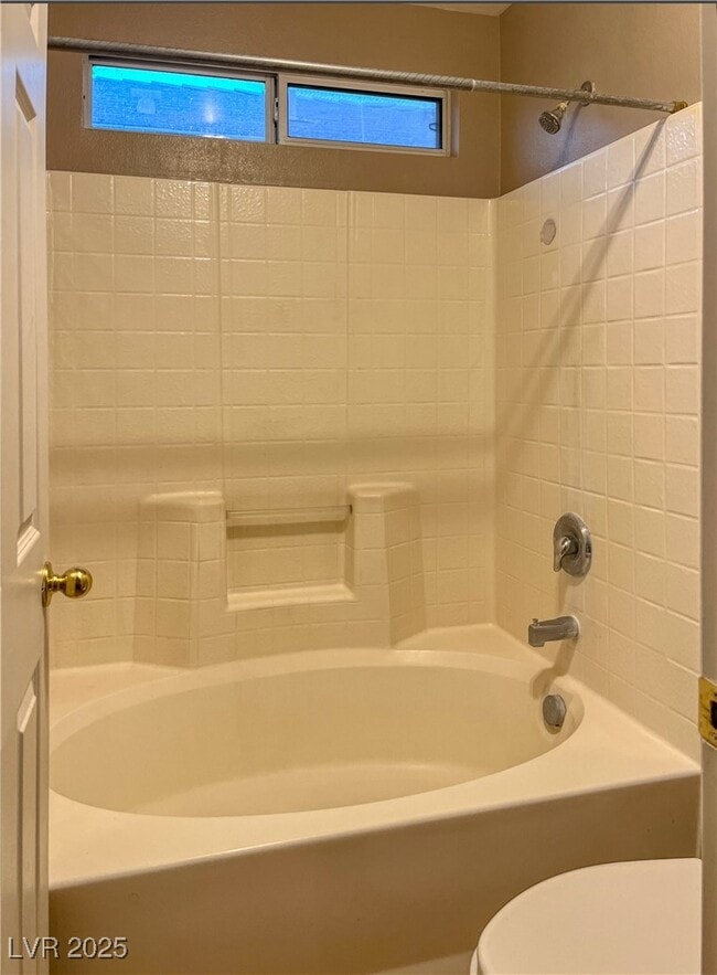 Building Photo - 721 E Caballo Hills Ave