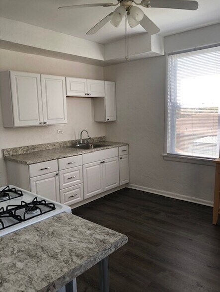 Kitchen - 236 Smith Way