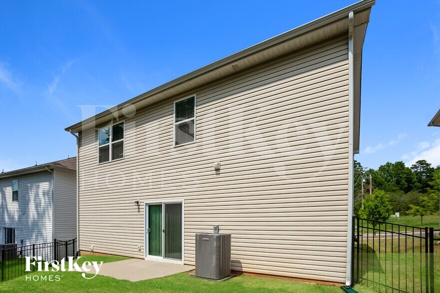 Building Photo - 5225 Cobblestone Glen Dr
