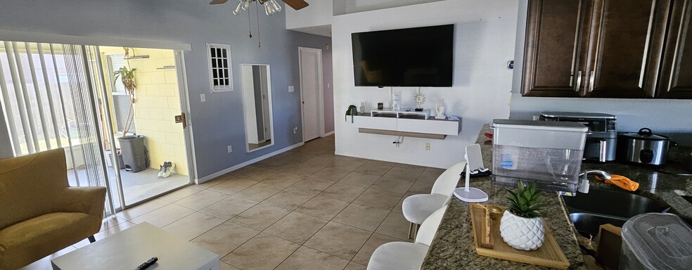 Building Photo - 7338 Marseille Cir