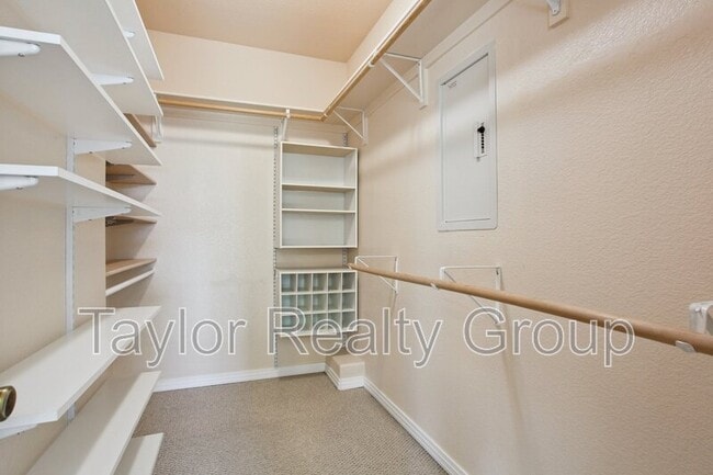 Building Photo - 13190 W 10th Ave