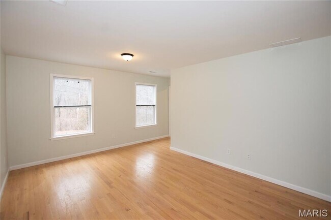 Building Photo - 14 Jefferson Ave