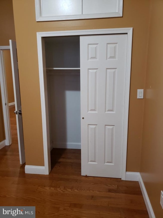 Building Photo - 1207 Race St