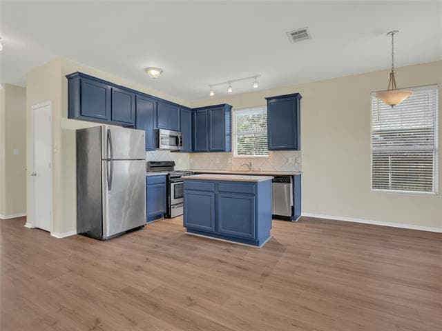 Building Photo - 2713 Appaloosa Ln