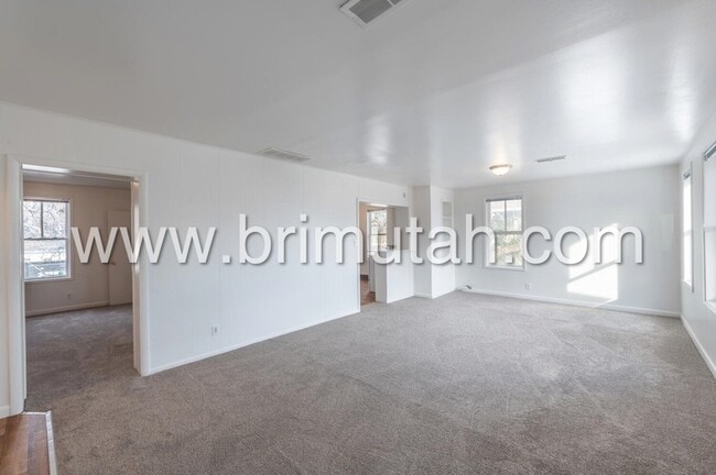 Building Photo - 1261-1267 Alameda Avenue - 1263