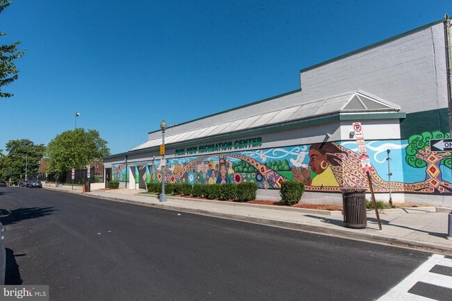 Building Photo - 3542 Warder St NW