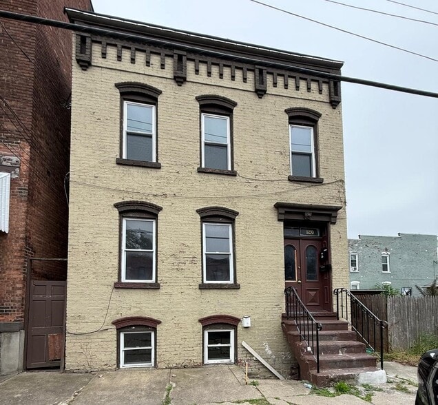 Primary Photo - 120 Jefferson St