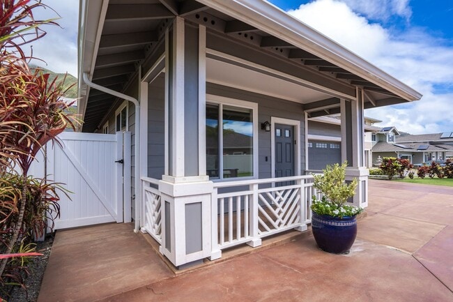 Building Photo - Beautiful Designed Spacious 3 bed/2.5 Bath Home at Kehalani with Ocean Views!