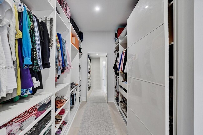 Building Photo - 2740 NW 83rd Terrace