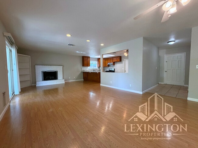 Building Photo - Lovely updated, 3BD/2BA, Home in Rocklin – off Pacific St. near Hwy 80 Access!