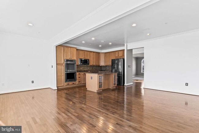 Building Photo - 518 Bolin Terrace