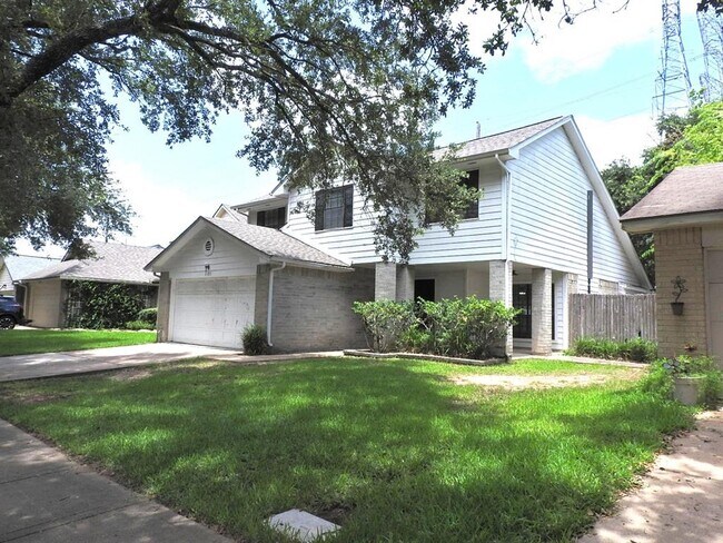 Building Photo - 2107 Creekshire Dr