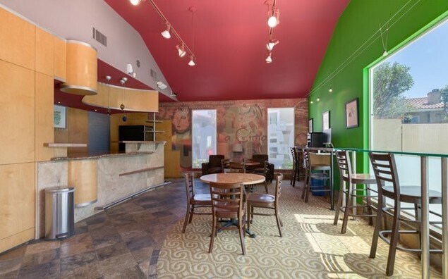 Building Photo - 7525 Charmant Dr
