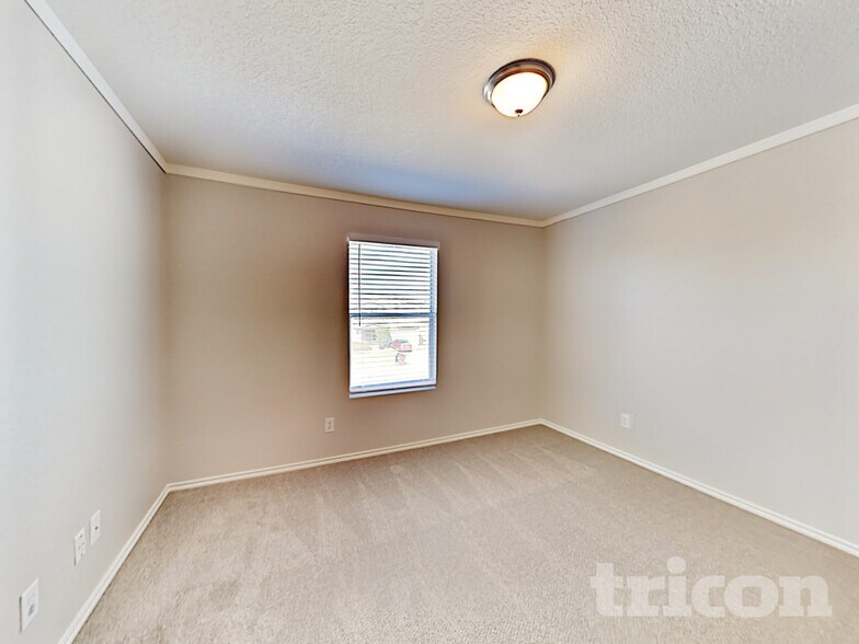 Building Photo - 9722 Amber Cove