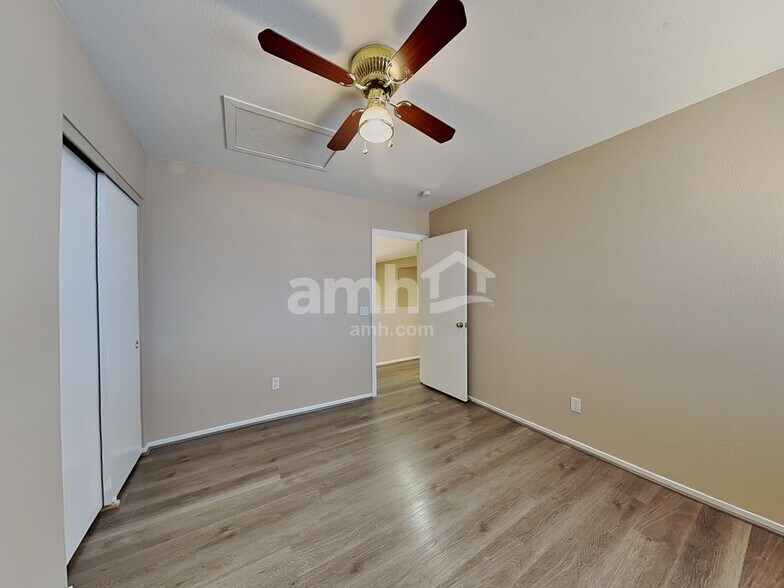 Building Photo - 5934 Bushra Ct