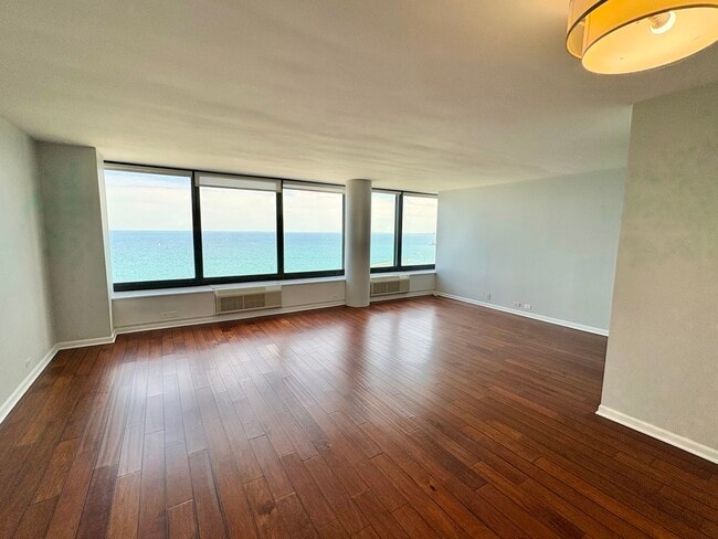 Building Photo - 155 N Harbor Dr