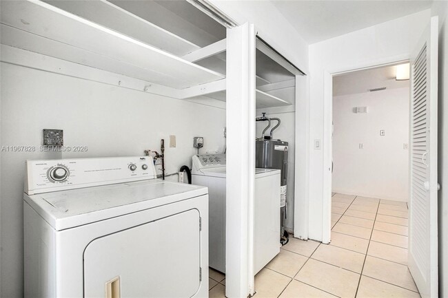 Building Photo - 9372 Abbott Ave