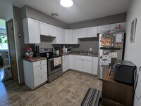 Building Photo - 298 Prairie View St