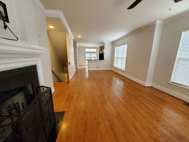Building Photo - Luxury Elizabeth Condo – Gated Community w...