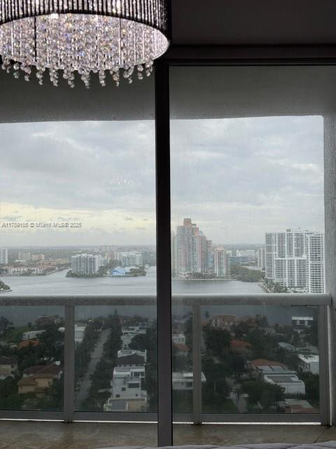Building Photo - 18911 Collins Ave