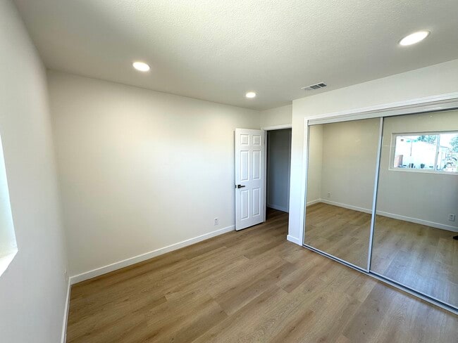 Building Photo - 7777 Shannon Ave