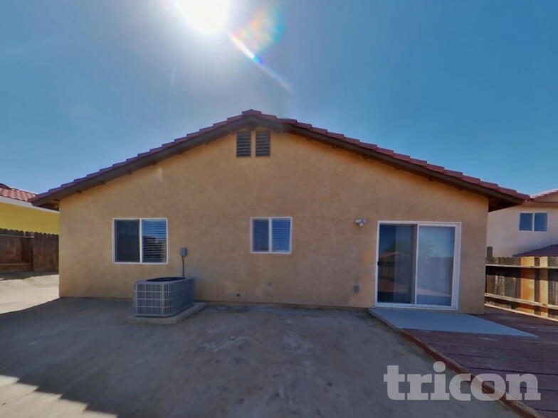 Building Photo - 12675 1st Ave