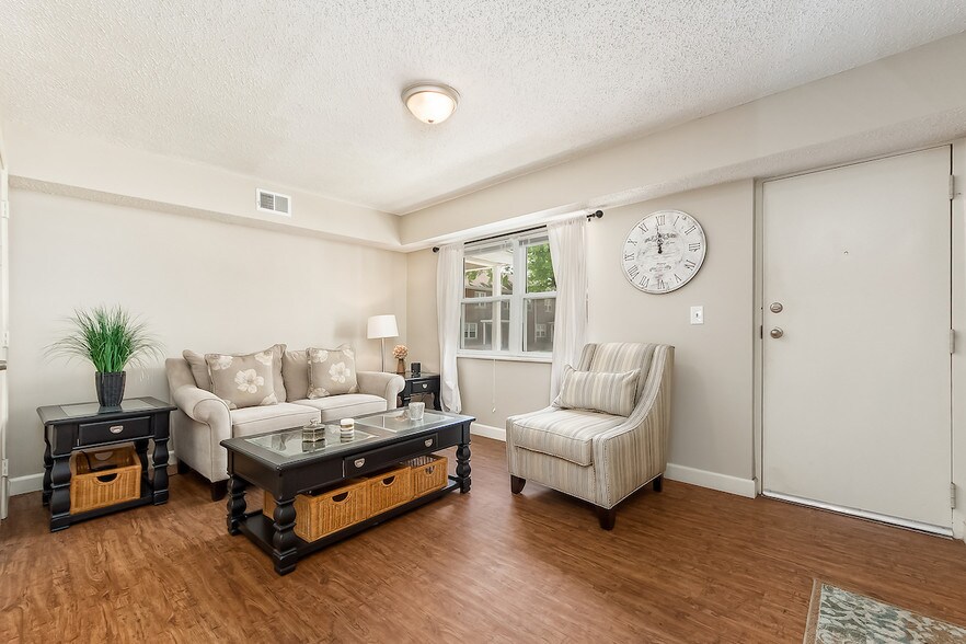 Skyview Townhomes Columbus, OH Apartment Finder