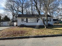 Building Photo - 31 Kingston Rd