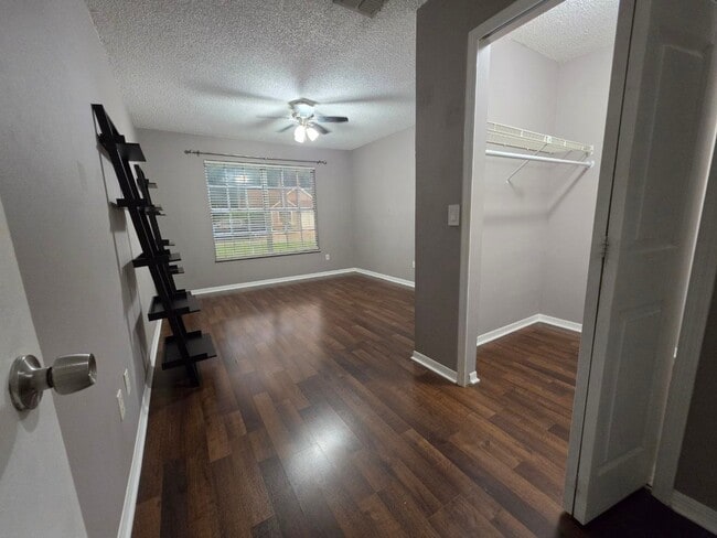Building Photo - 12324 Gingham Ct
