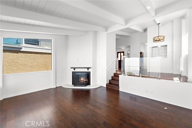 Building Photo - 1089 Baja St