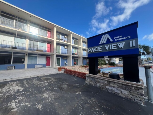 Building Photo - PaceView 2 Apartments