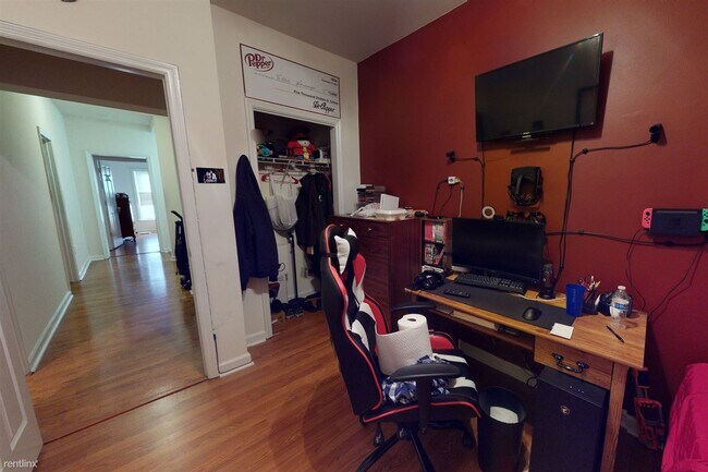 Building Photo - 6 br, 2 bath House - 2022 N 17th ST