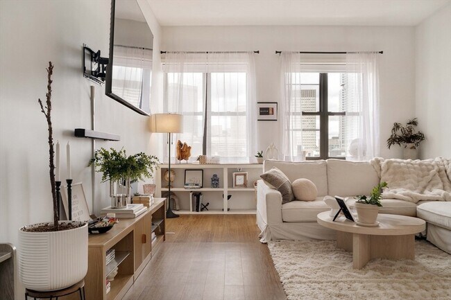 Building Photo - 188 North St