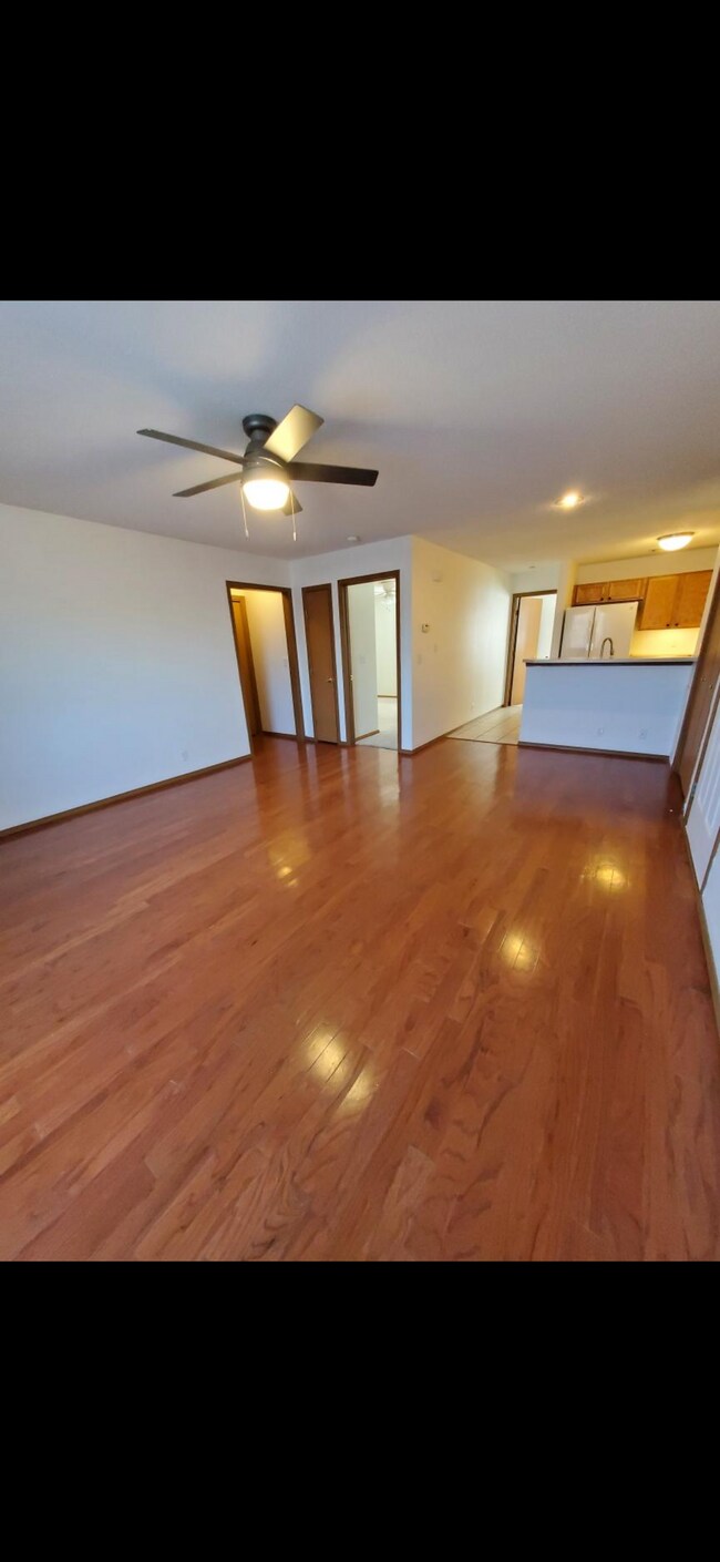 Building Photo - 333 S Tyler Rd