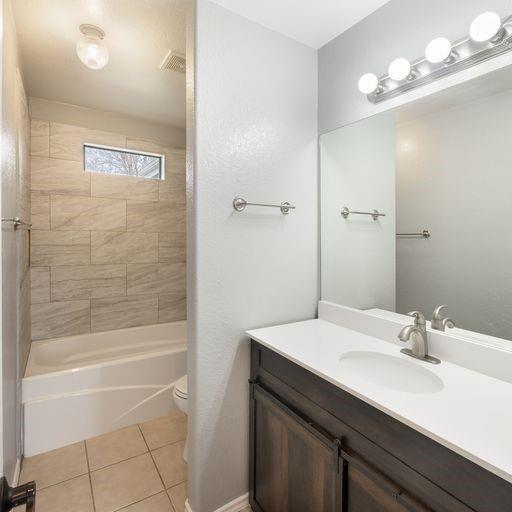 Building Photo - 108 Halawa Ct