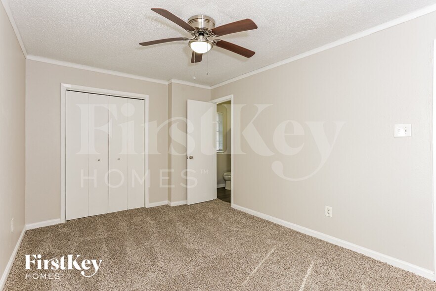 Building Photo - 1602 Geraldine Ln