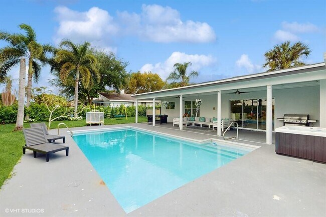 Building Photo - 11647 Anhinga Dr