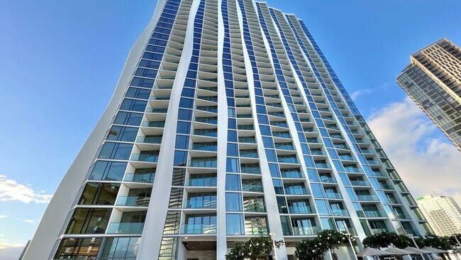 Building Photo - 1000 Auahi St
