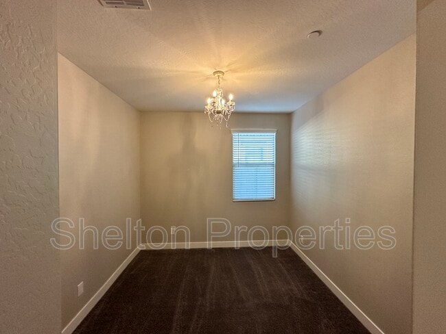 Building Photo - 13180 W Cliffrose Rd