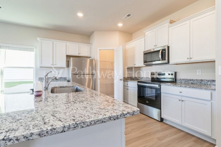 Building Photo - 2041 Transatlantic Ave