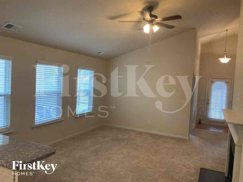 Building Photo - 436 Parkstone Dr