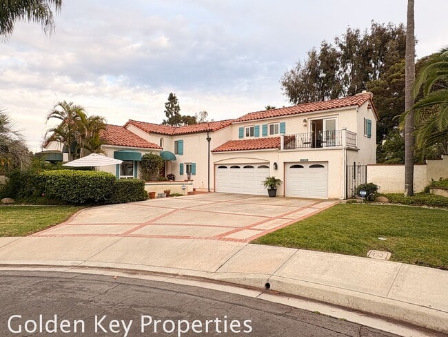 Building Photo - Welcome to this spacious granny flat located in charming Olde Carlsbad!