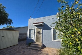 Building Photo - 244 S 15th Ave