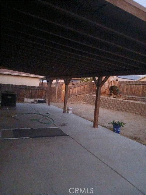 Building Photo - 12067 White Oak Ct