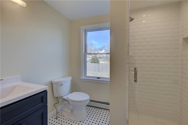 Building Photo - 30 Queen St