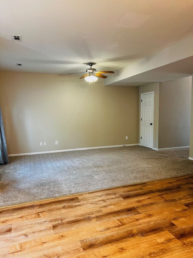 Building Photo - Charming 3-Bedroom Home with Modern Amenities and Elegant Finishes