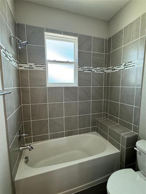 Building Photo - 1008 Aruba Ave