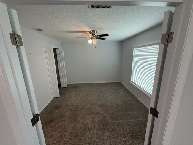Building Photo - 15023 SE 93rd Ct