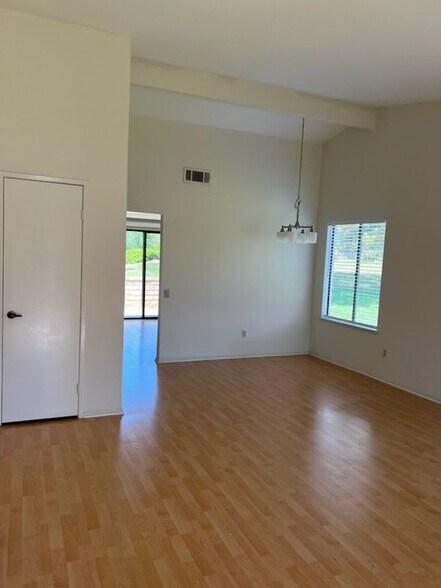Building Photo - 44135 Village 44