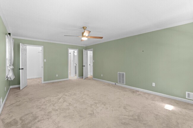 Building Photo - 315 Rabun Valley Ln